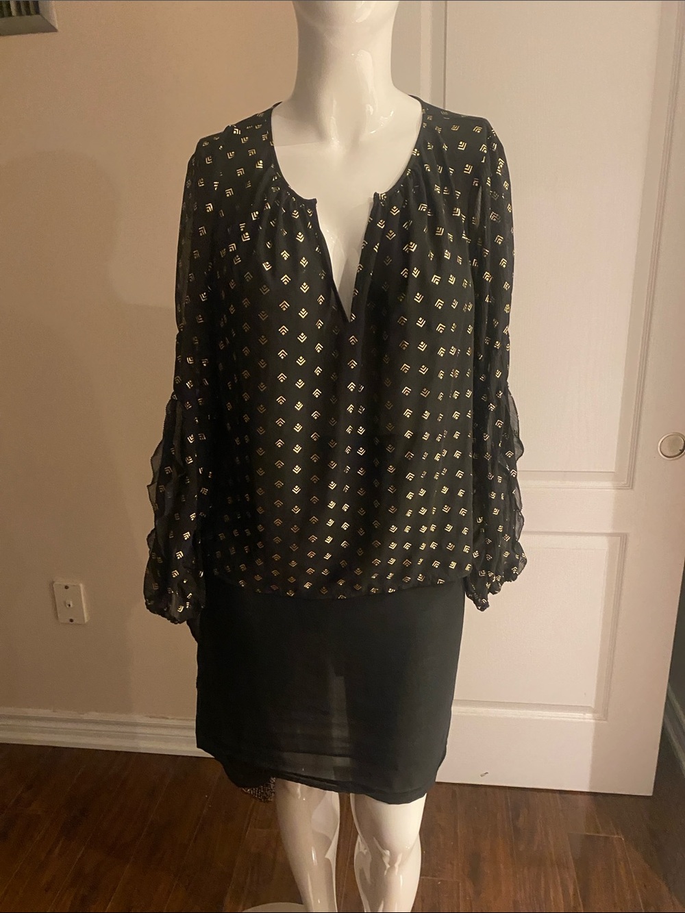 Worthington Black Blouse with Gold Foil Print XL